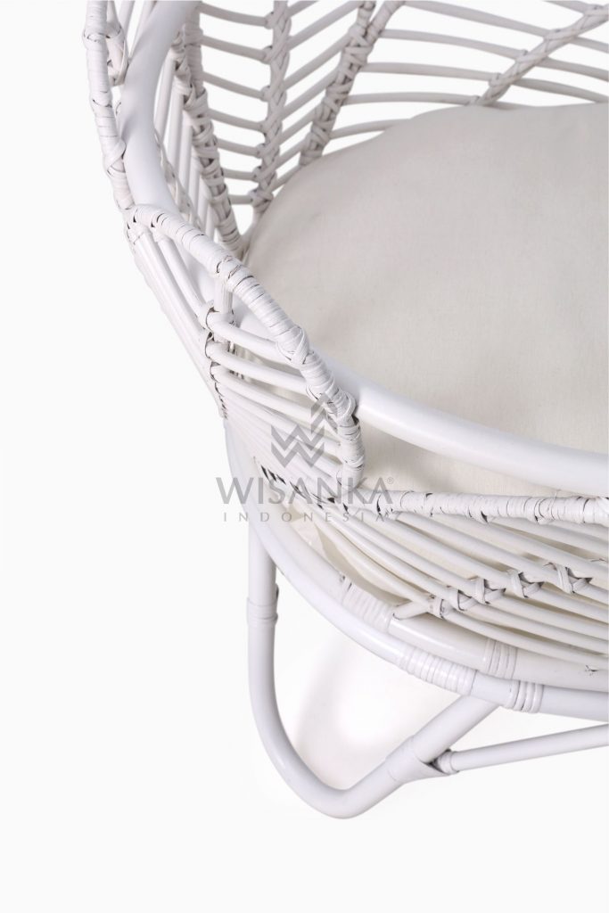 Nada Baby Wicker Bassinet with Cushion detail