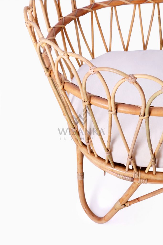 Rima Baby Wicker Bassinet with cushion Detail