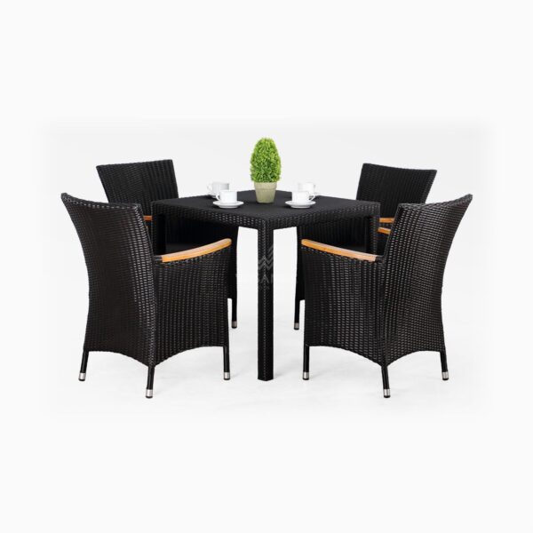 Nova 餐桌椅 - 藤制户外 4 人餐桌椅
