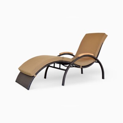 Chaise Lounger