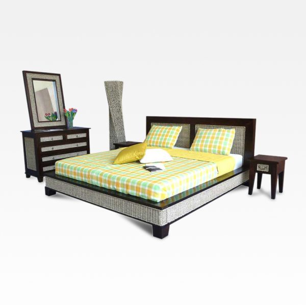 칼로카 등나무 침대 세트 - 침대 사이드 테이블 포함