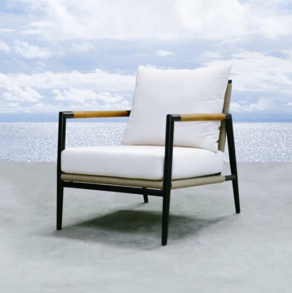 Hunter Occasional Chair - Luxueuse chaise d’extérieur Boucle - perspective avant