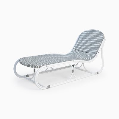 Hurley Lounger - Rattan Outdoor Sun Lounger